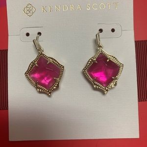 Kendra Scott. Earring